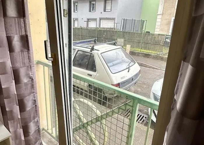 Appartement Hypercentre Avec Parking Prive 4 *